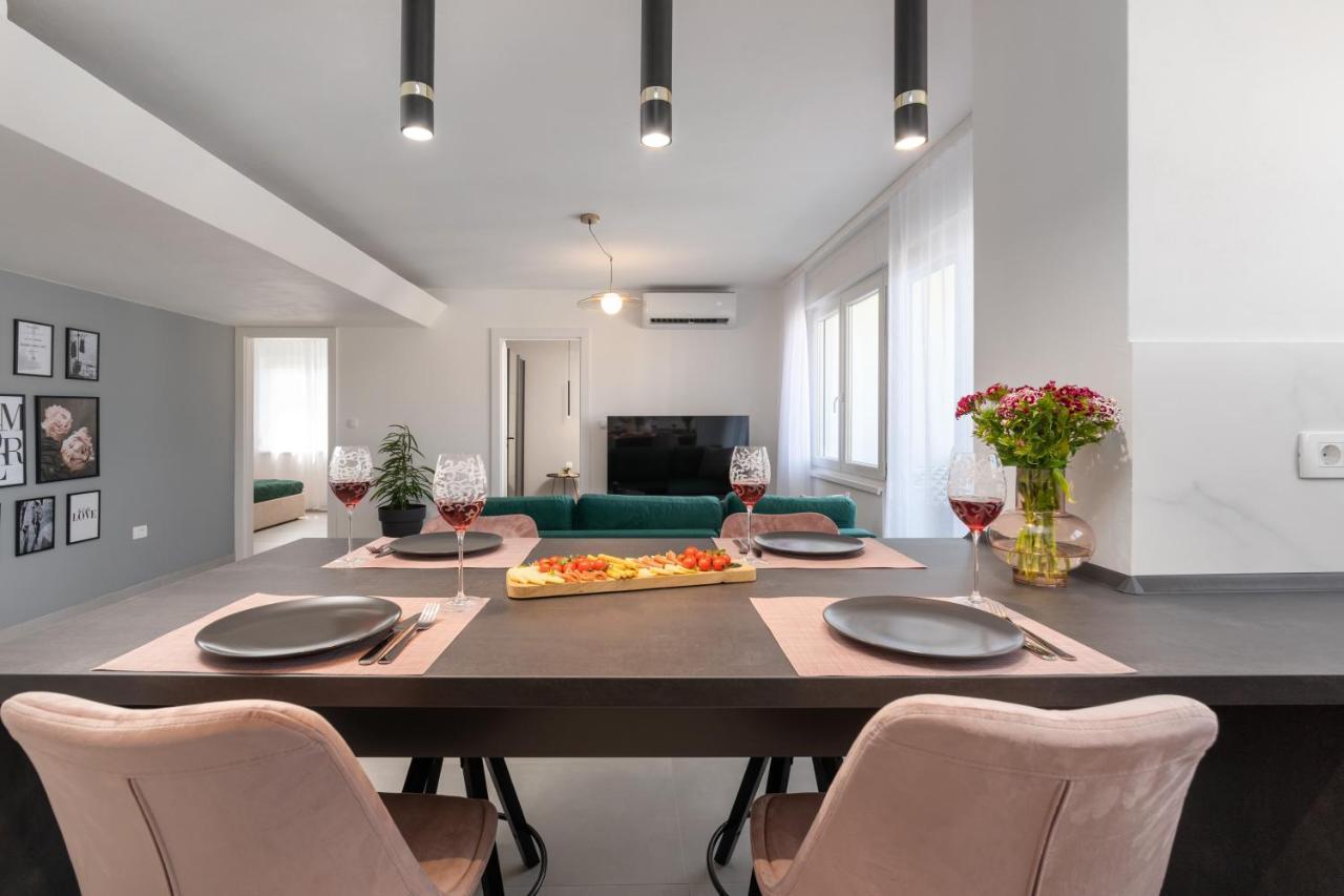 Ampelea Apartment Rovigno Esterno foto